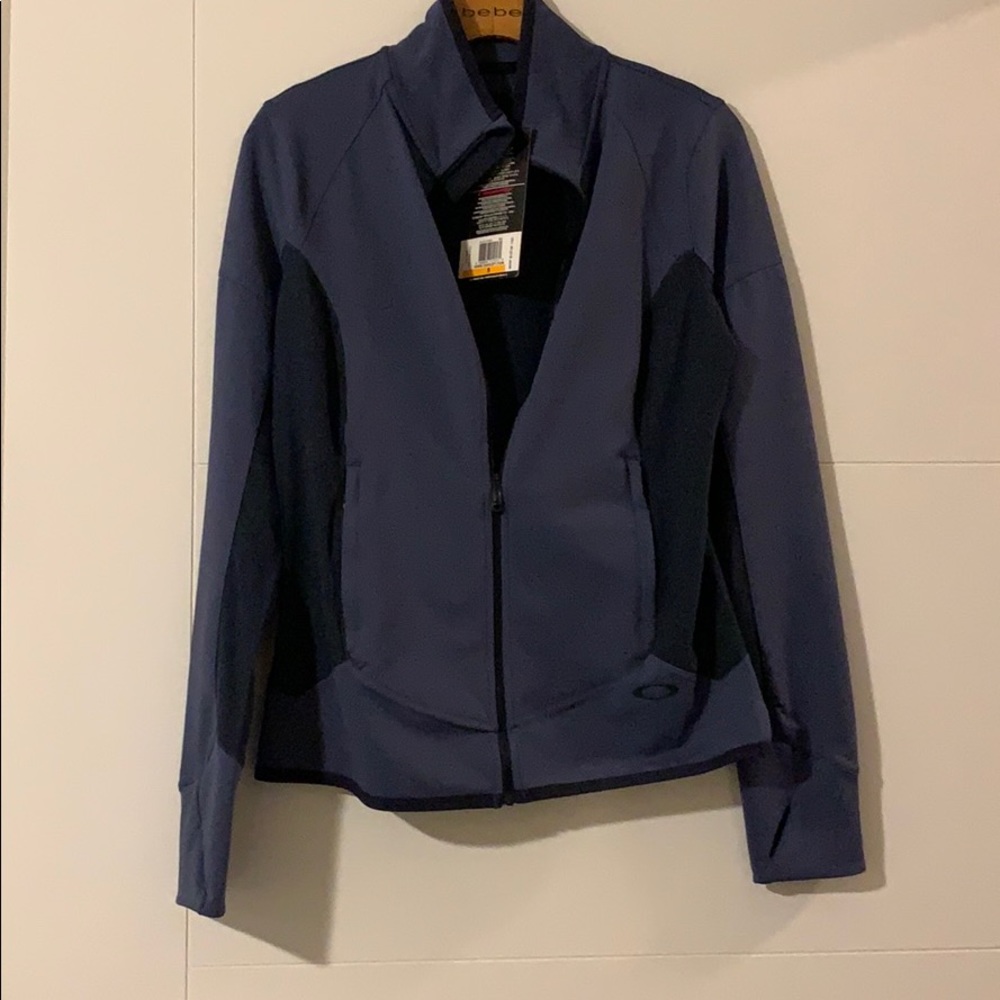 Brand New Oakley running jacket